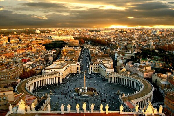 Amanecer en la Plaza del Vaticano