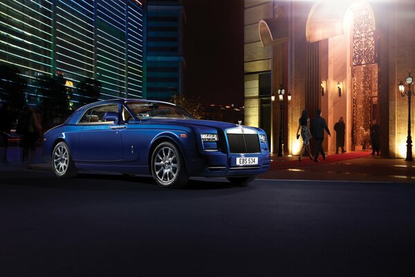 Auto blu Executive Rolls Royce Phantom