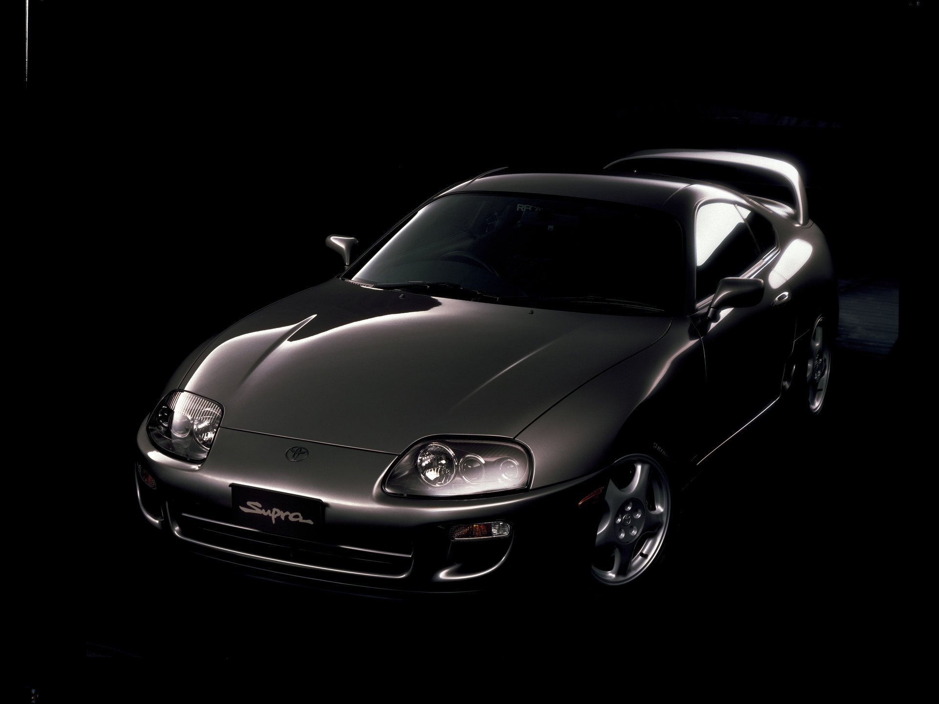 toyota toyota supra toyota supra auto sportive coupé argento sfondo auto auto sfondo nero auto argenteo automobili automobili trasporti auto sportive veicoli