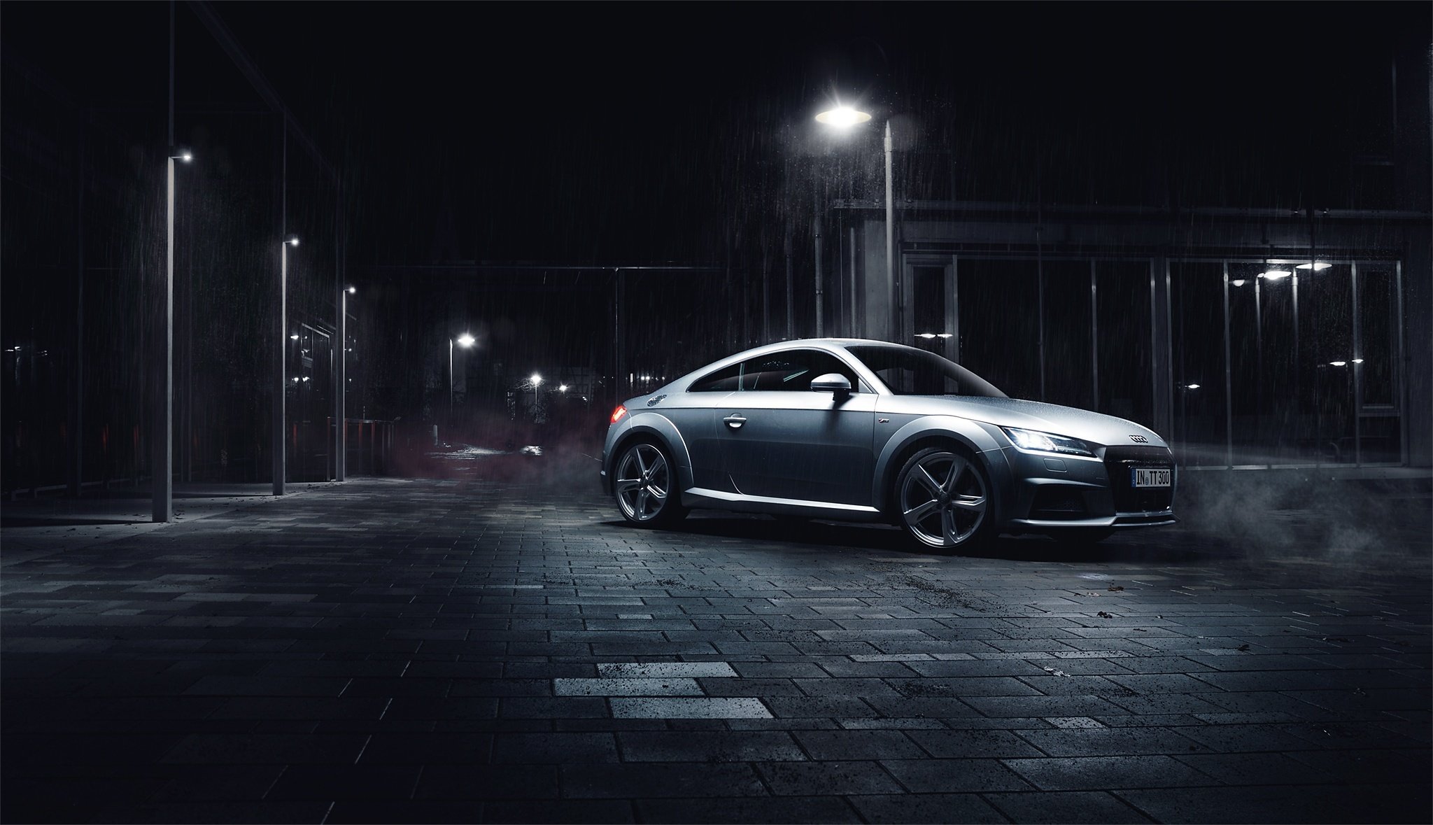 audi tt srebrny noc