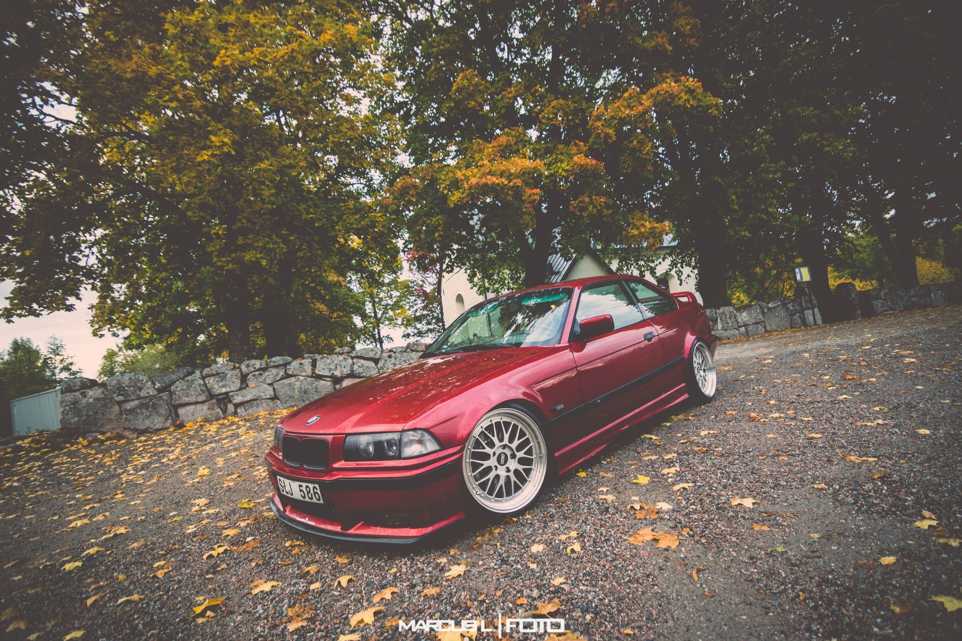 bmw e36 coupé rosso