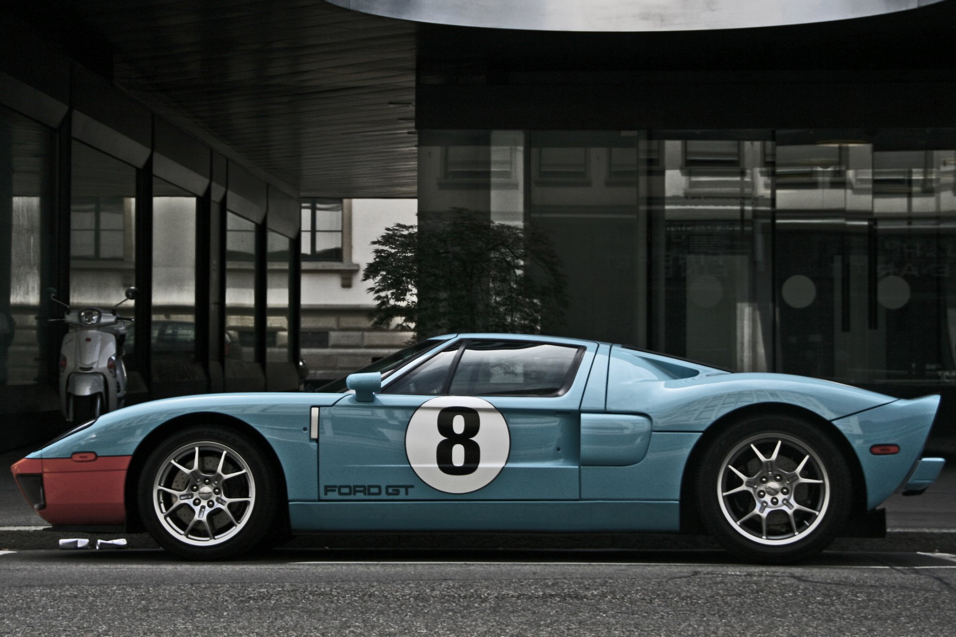 ford gt blu strada blu