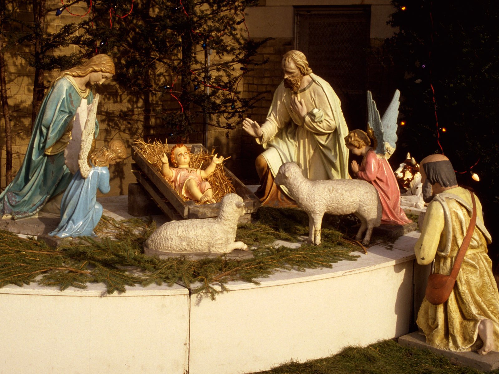 familie weihnachten figuren stimmung geschichte schafe kind vater engel religion