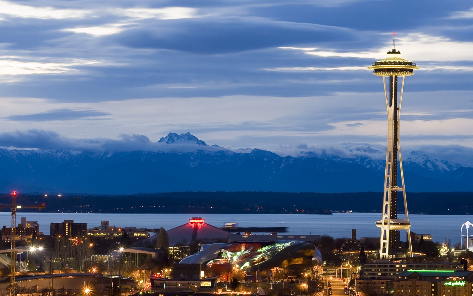 seattle torre sera montagne