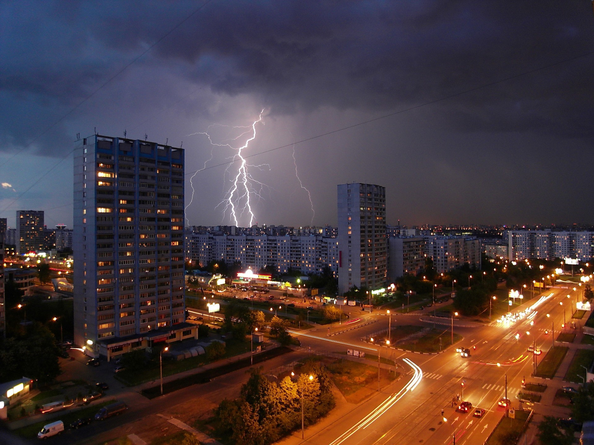 moscou foudre maison route lumières soirée