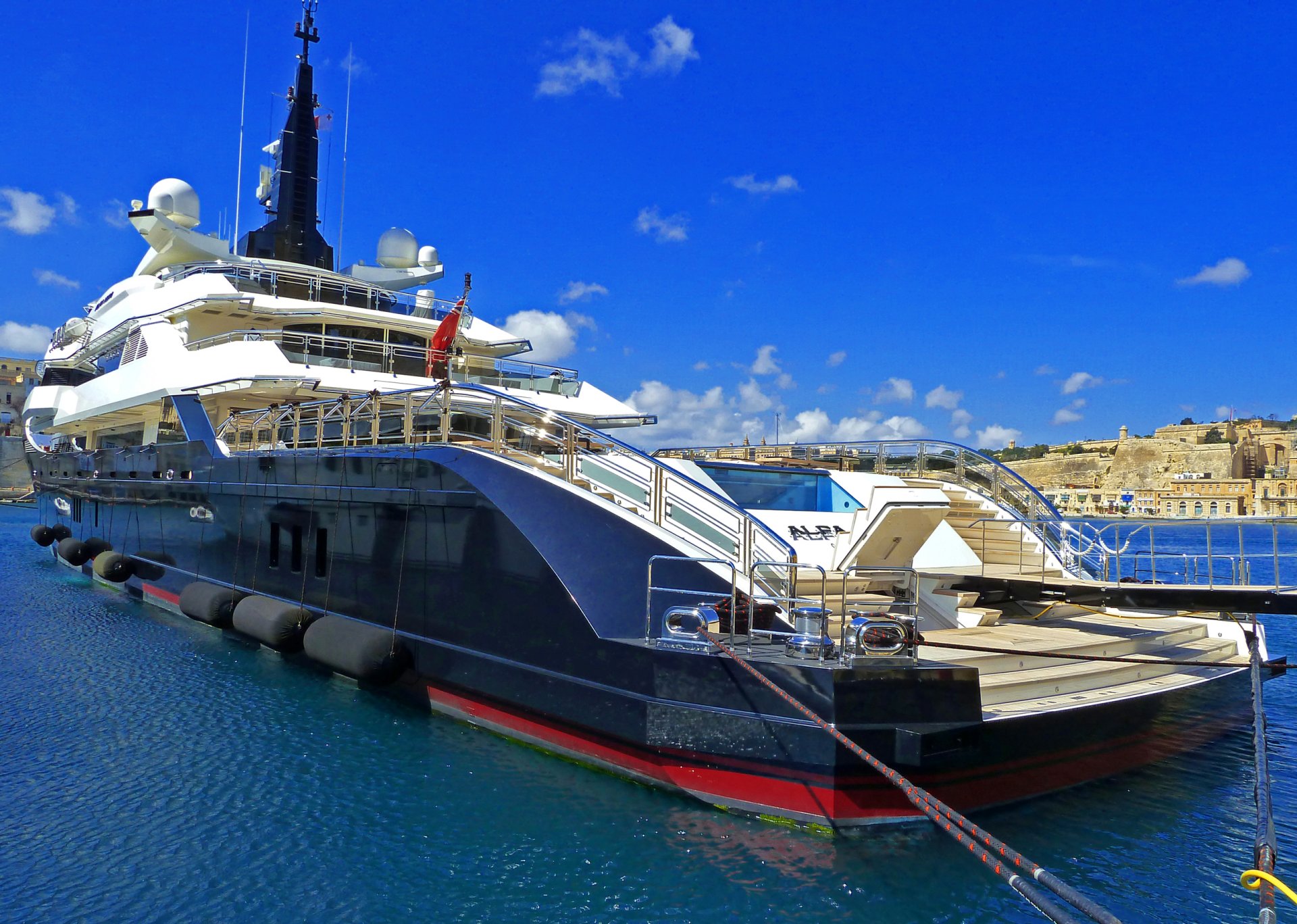 schiff yacht stadt hafen meer himmel