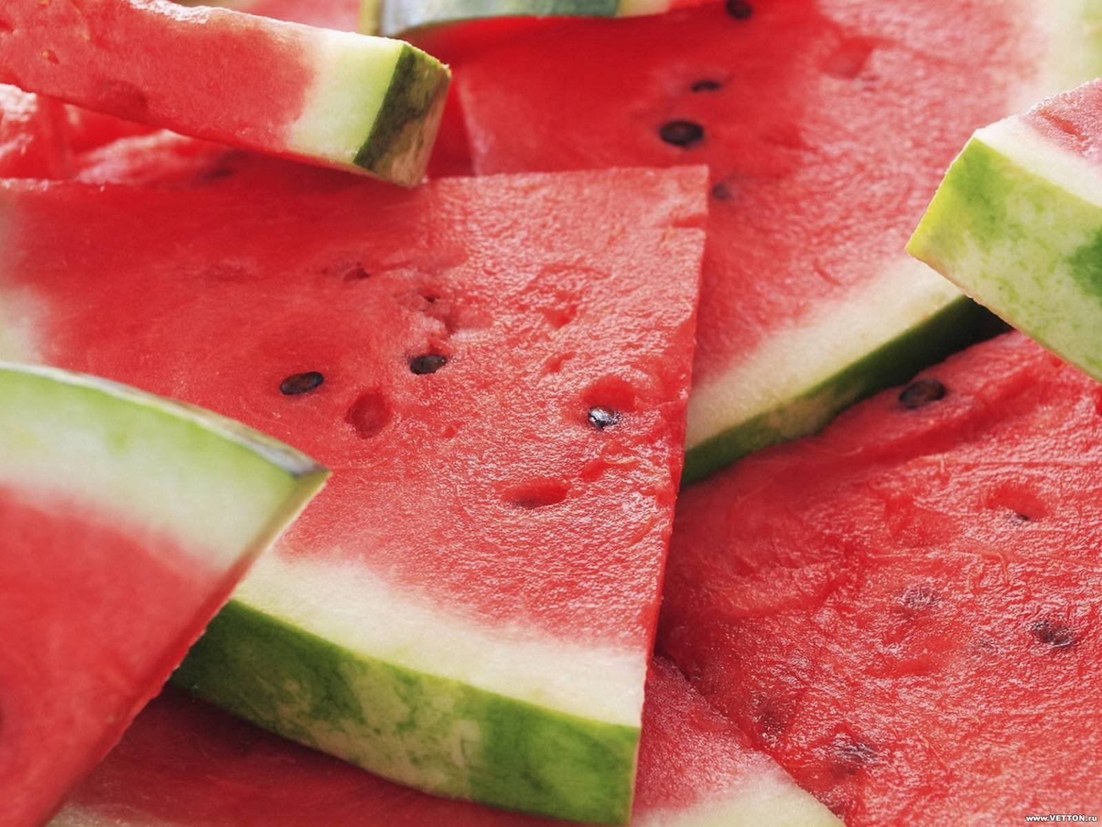 wassermelone schale scheiben früchte rot beere saftig