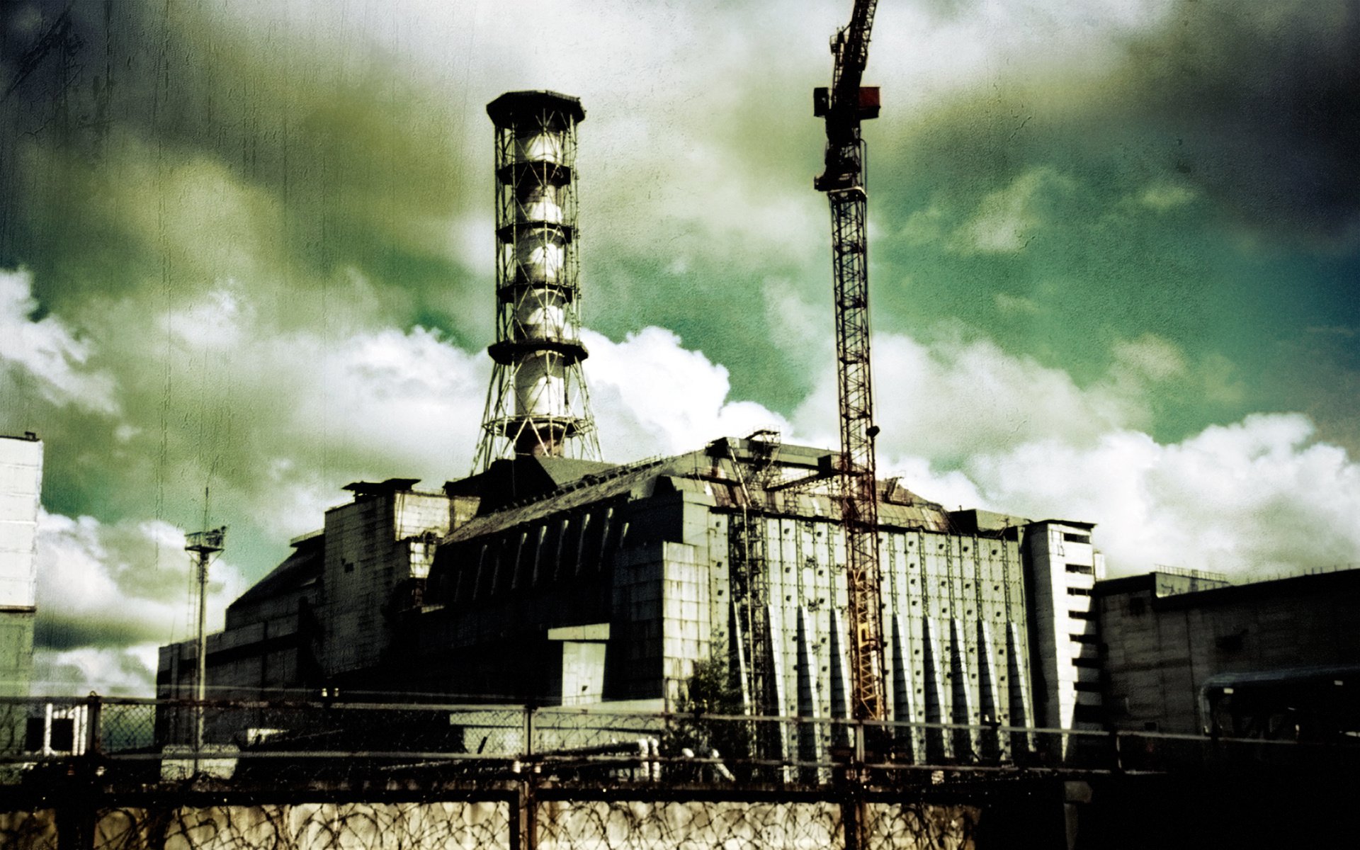 chernobyl pripyat unità di potenza centrale nucleare zona nuvole nuvole grigiore energia