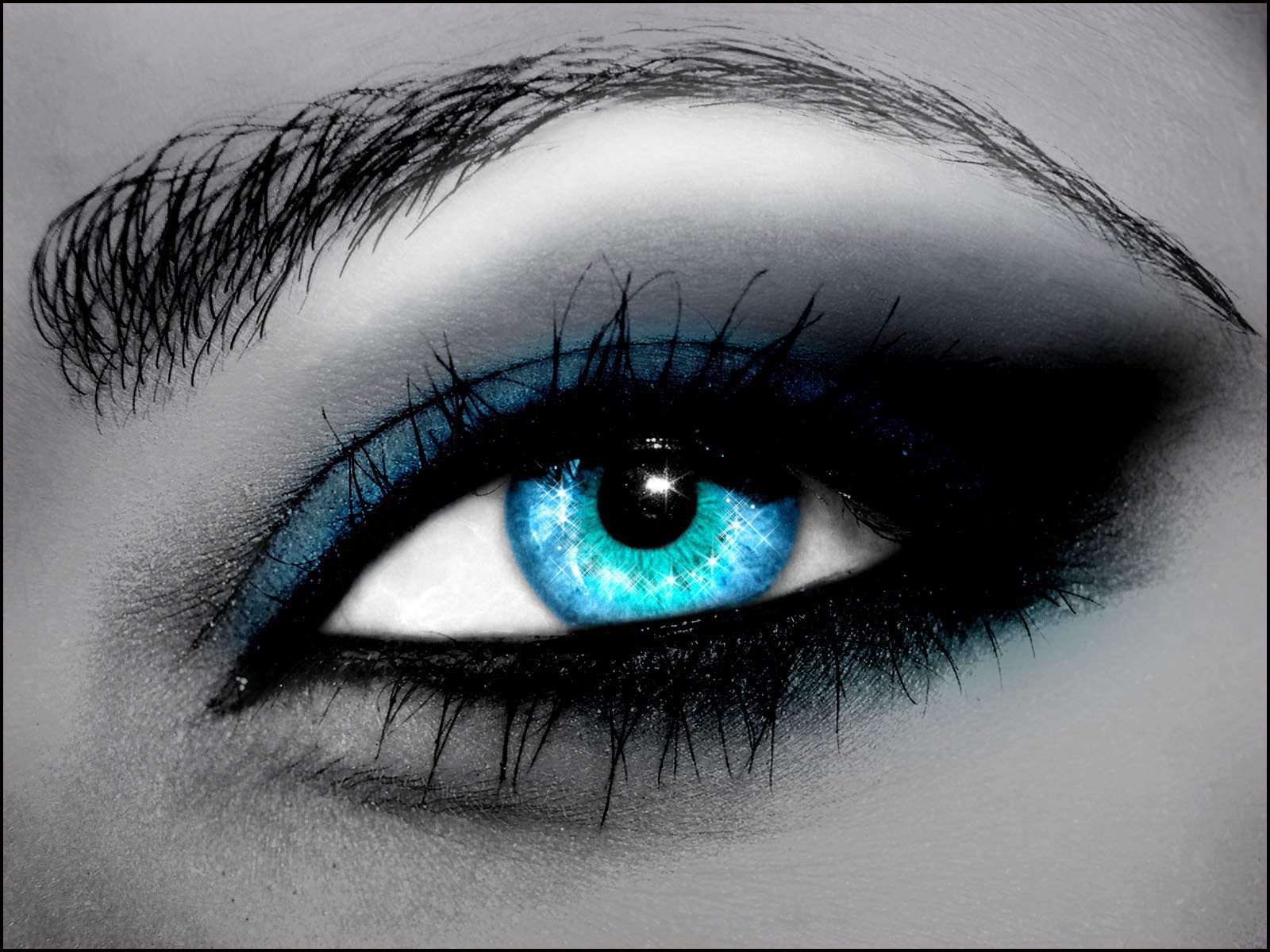 weibliches auge auge augenbraue wimpern pupille makro farbe blau schatten weiblich aussehen glanz make-up