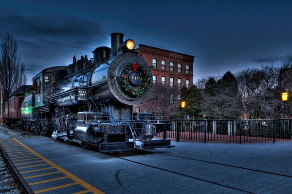 New Year s Eve trip of the locomotive in the evening