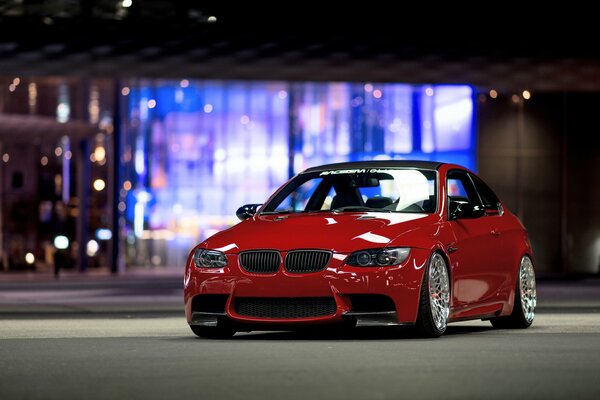 Spectaculaire bmw rouge avec Jantes