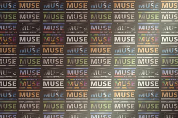 Многократно написание Muse на стене
