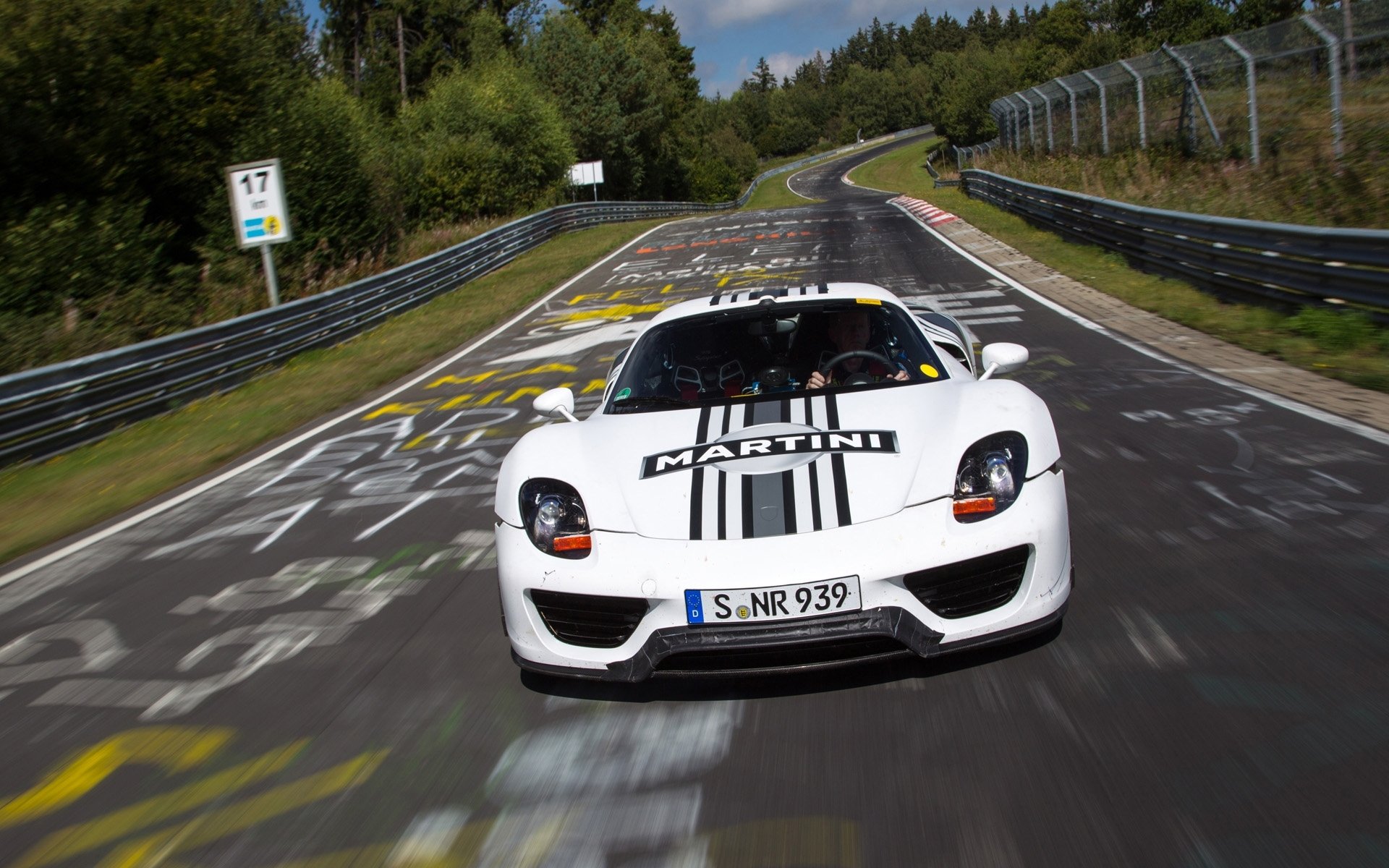 porsche spyder prototype porsche araignée avant blanc piste de course nürburgring nürburgring fond