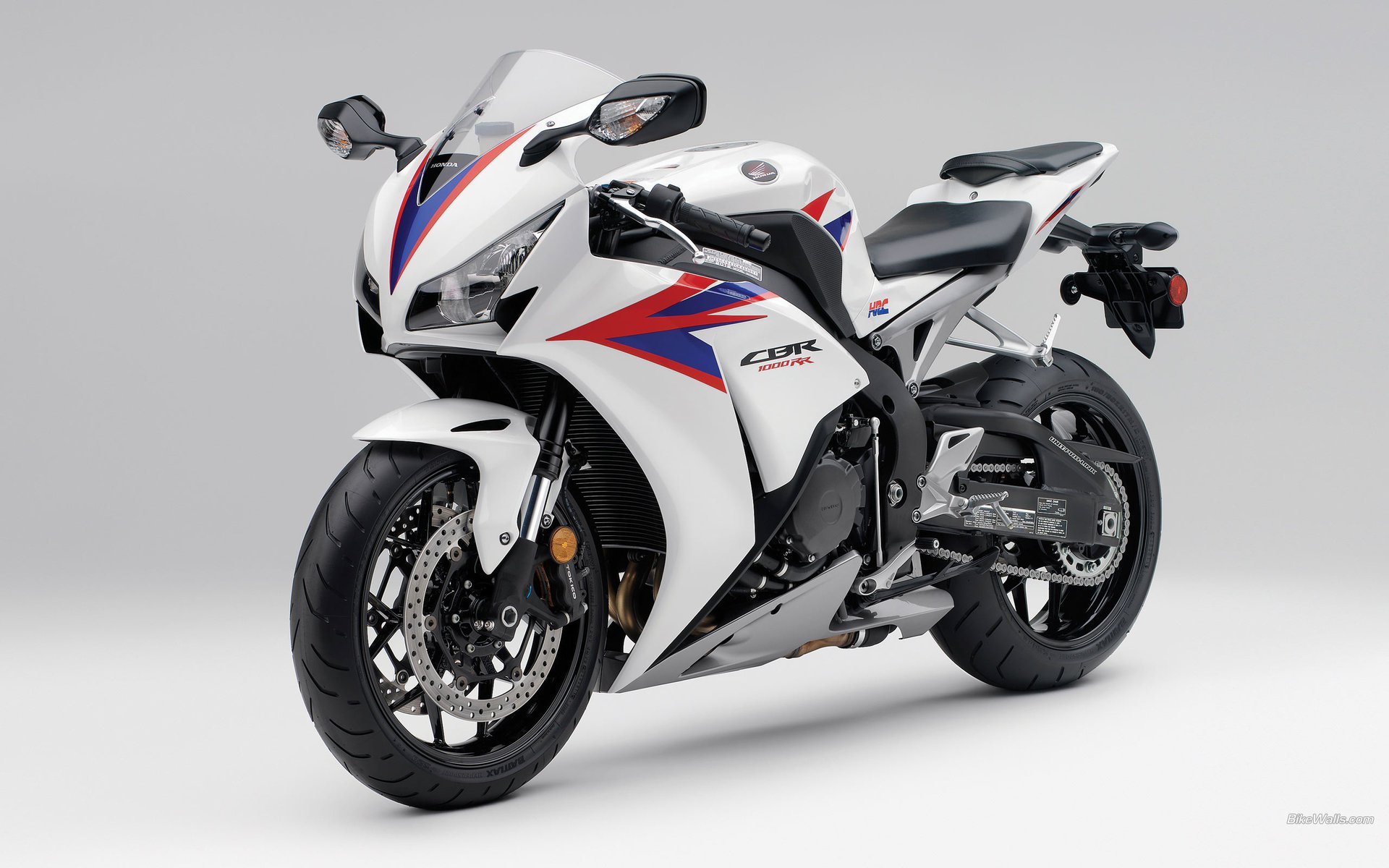 honda fireblade cbr1000rr 2012 хонда файерблейд спортбайк мотоцикл мото белый мотобайк hi-tech байк мототранспорт