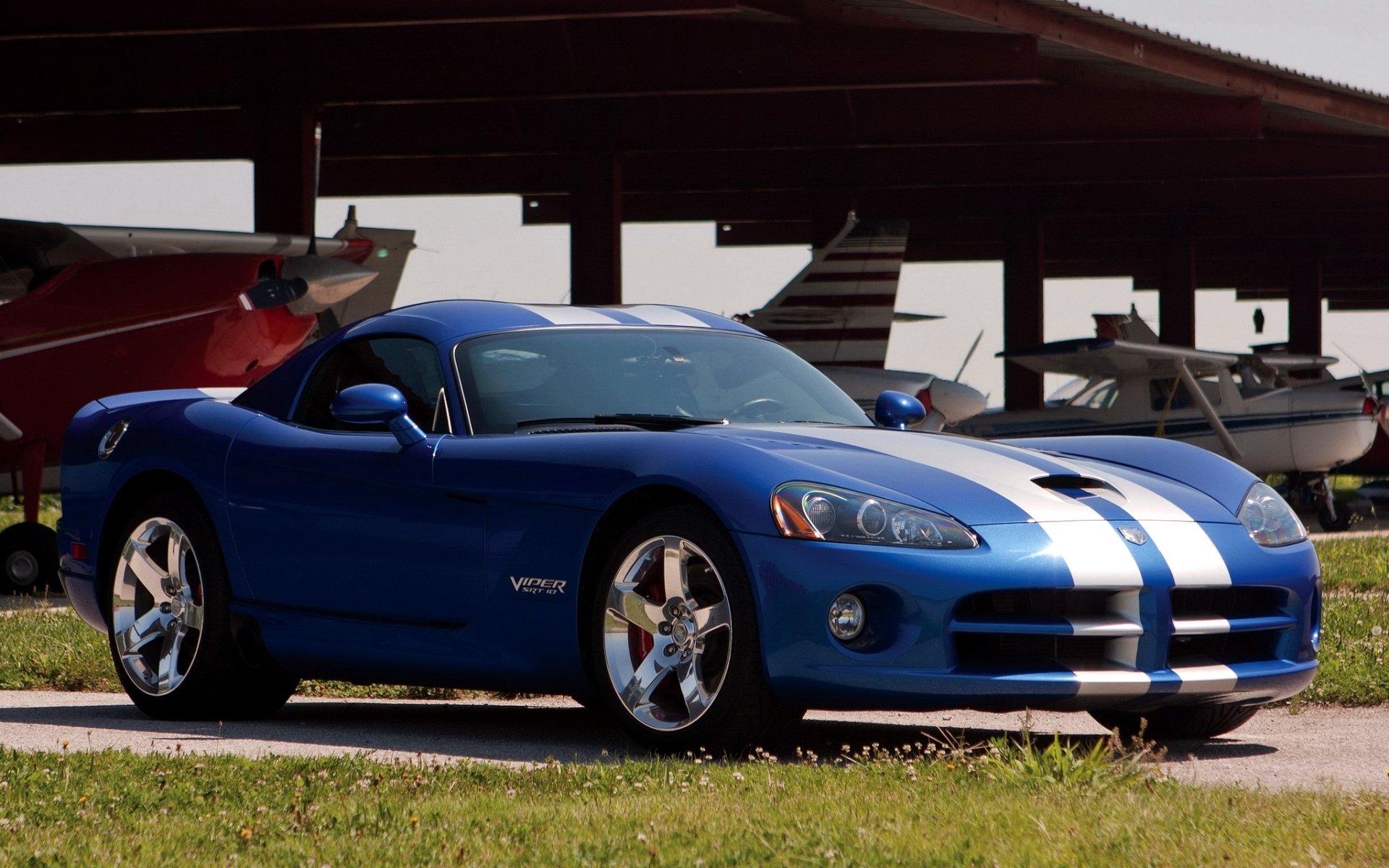 esquivar víbora srt10 coupé dodge.viper superdeportivo frente