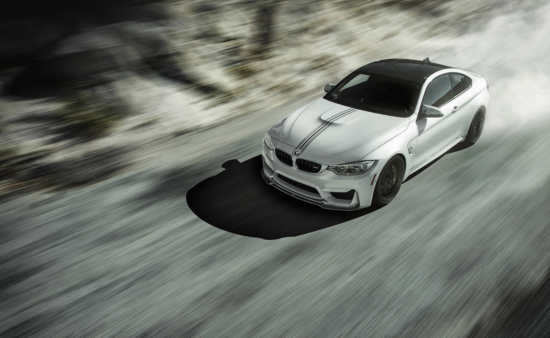 bmw m4 gts f82 vorsteiner voiture en mouvement