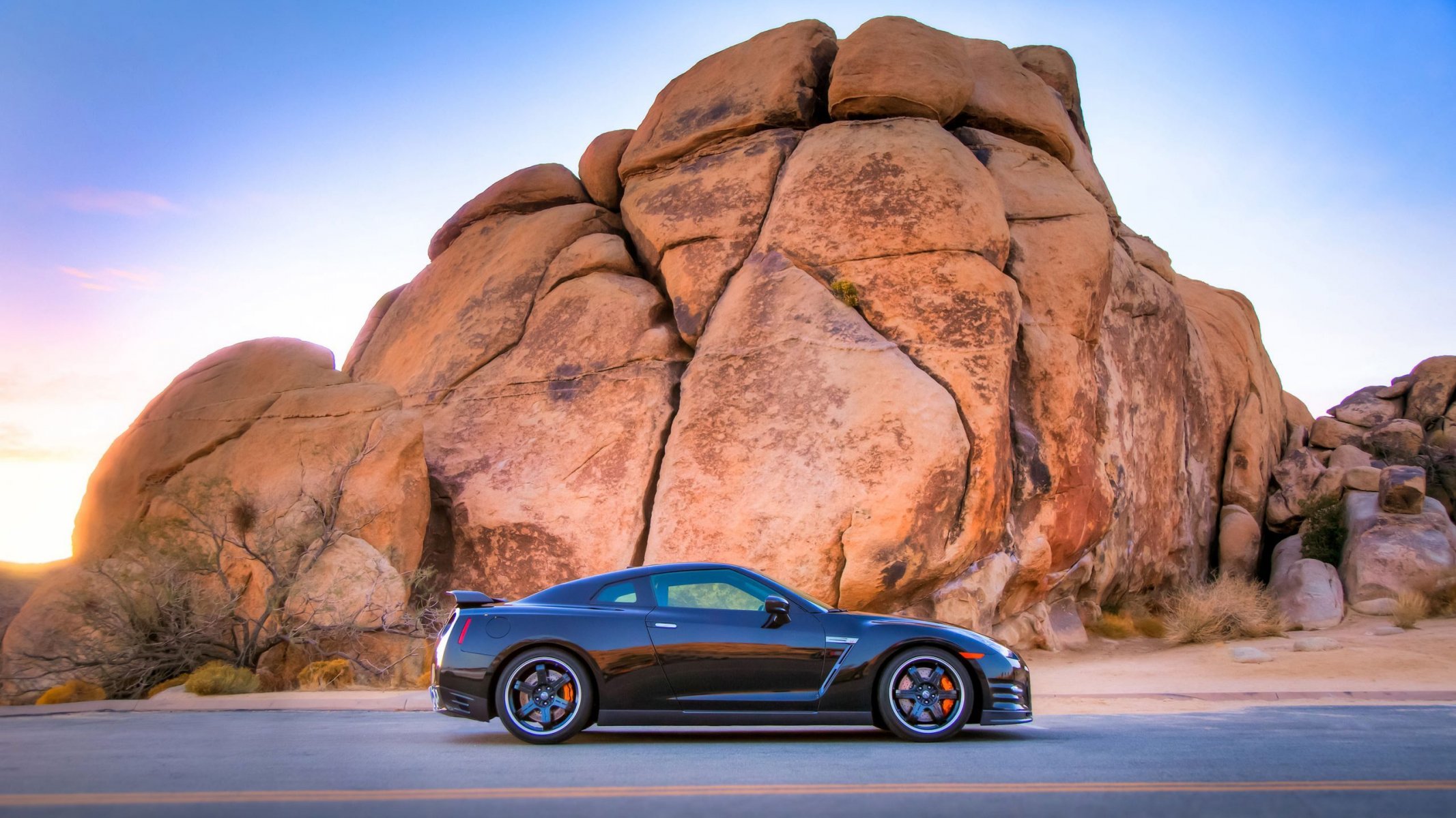 nissan gtr r35 black gtr stones desert road