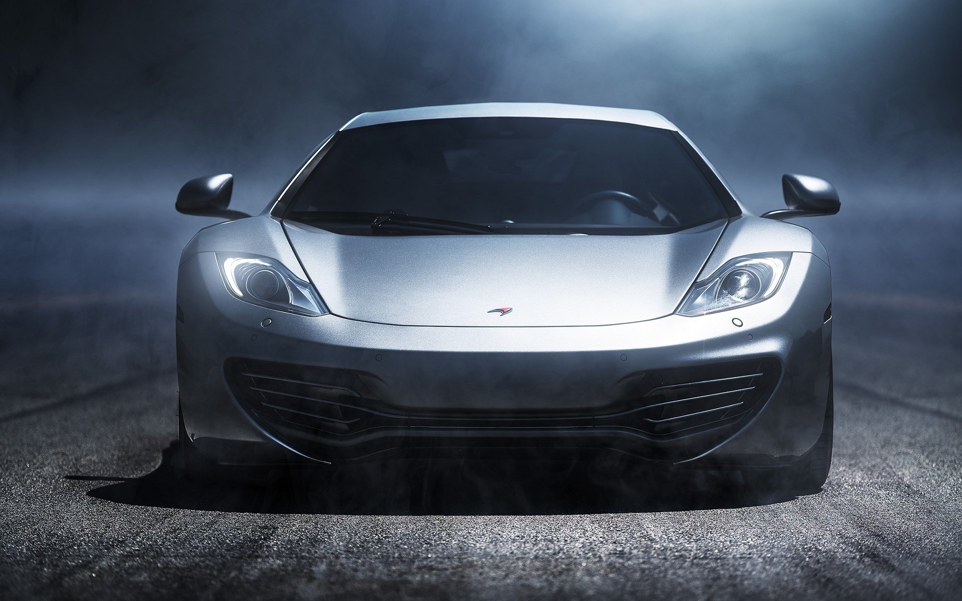 mclaren mp4-12c supercar nigth lumière nuit lumière phare brouillard mclaren