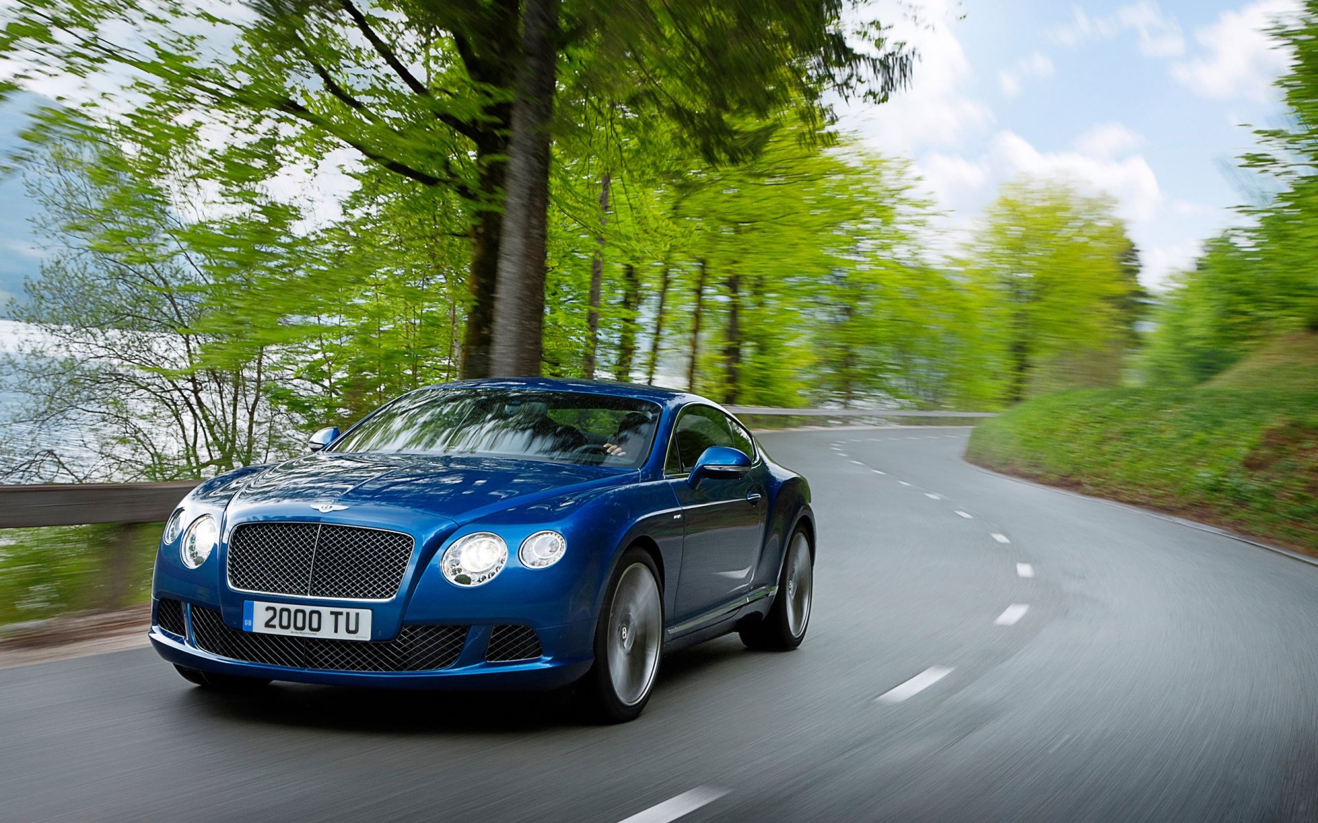 bentley continental gt auto azul carretera día coupé frente capó