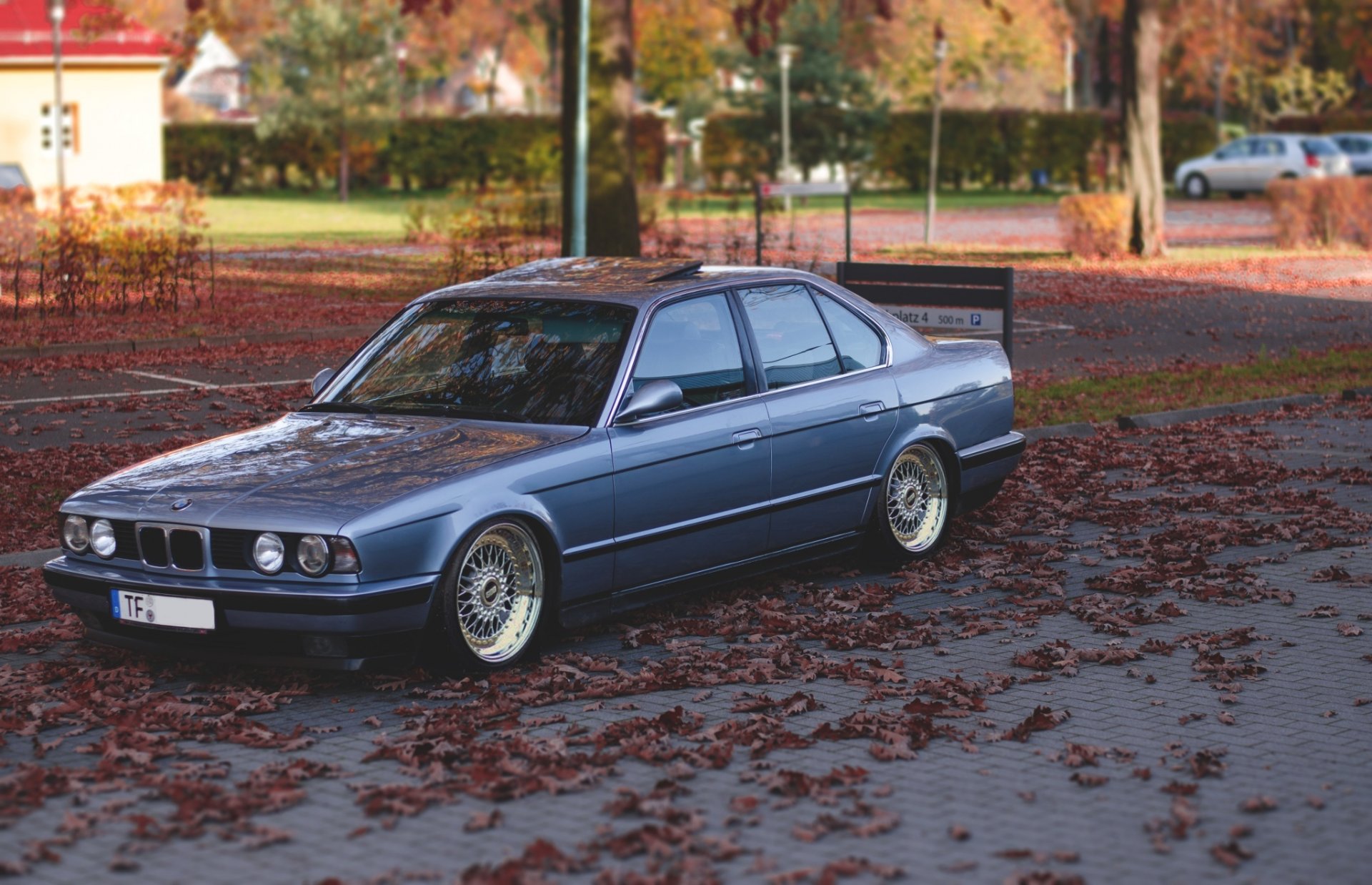 bmw e34 oldscool bmw tuning position jantes automne classique