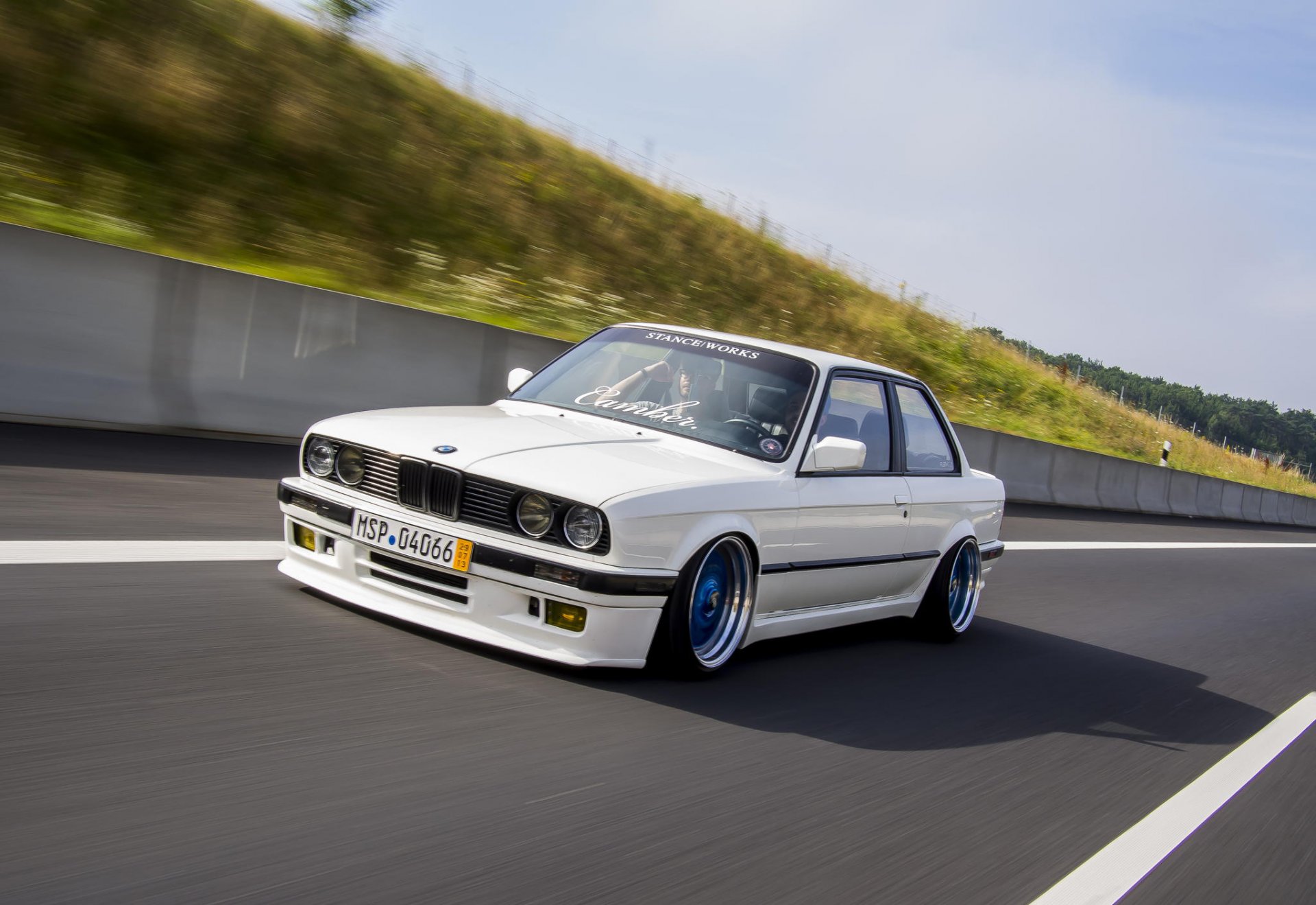 bmw e30 m3 weiß bmw sport weiß geschwindigkeit spur bb