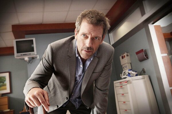Movies on TV screens Dr. house. wonderful actor Gregory who played the role of a doctor in the clinic