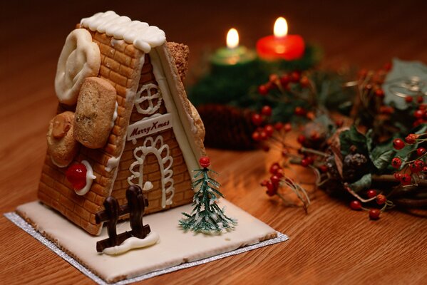 Bougies de décoration de Noël et maison de jouet