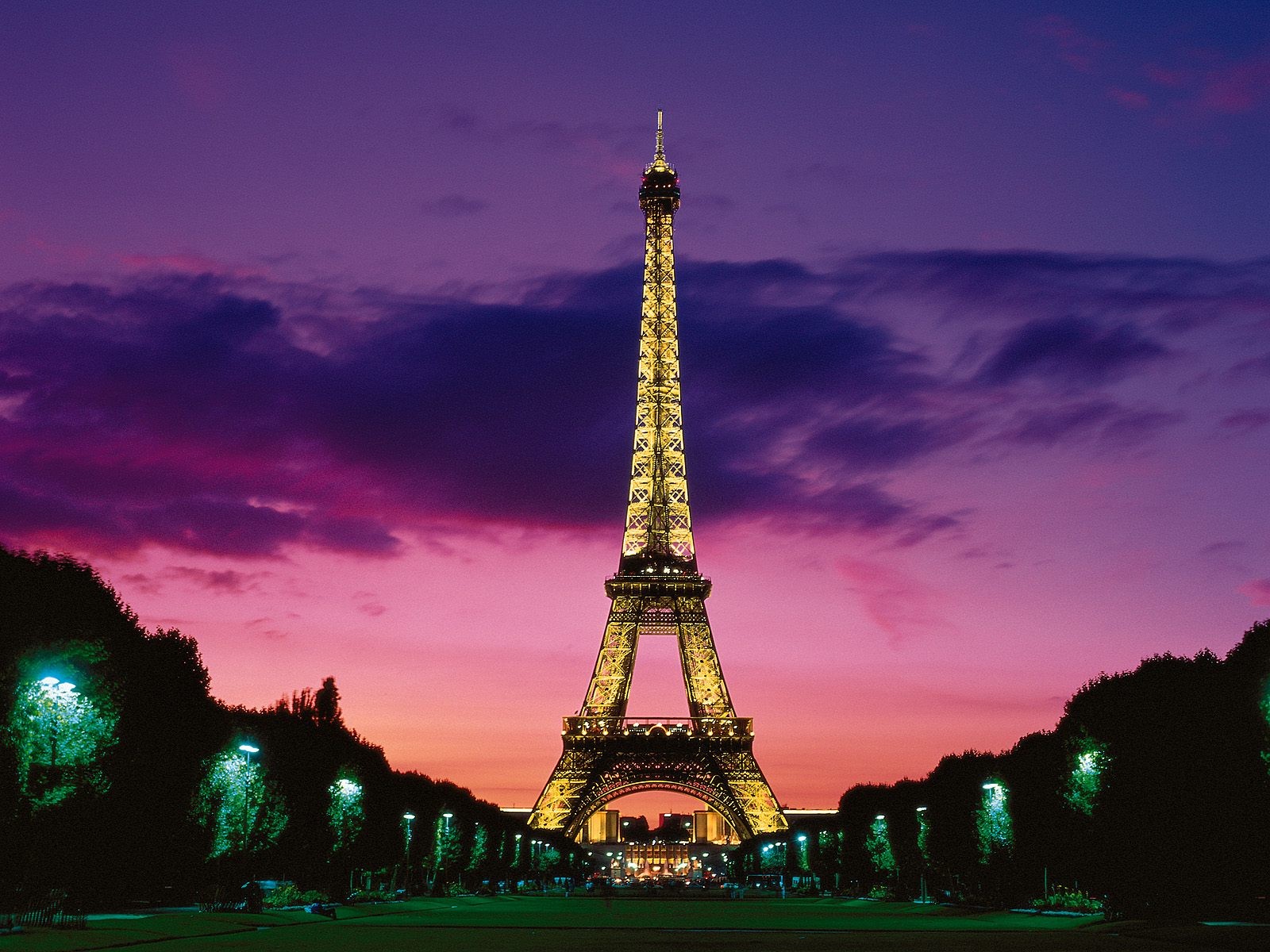 parigi torre eiffel illuminazione