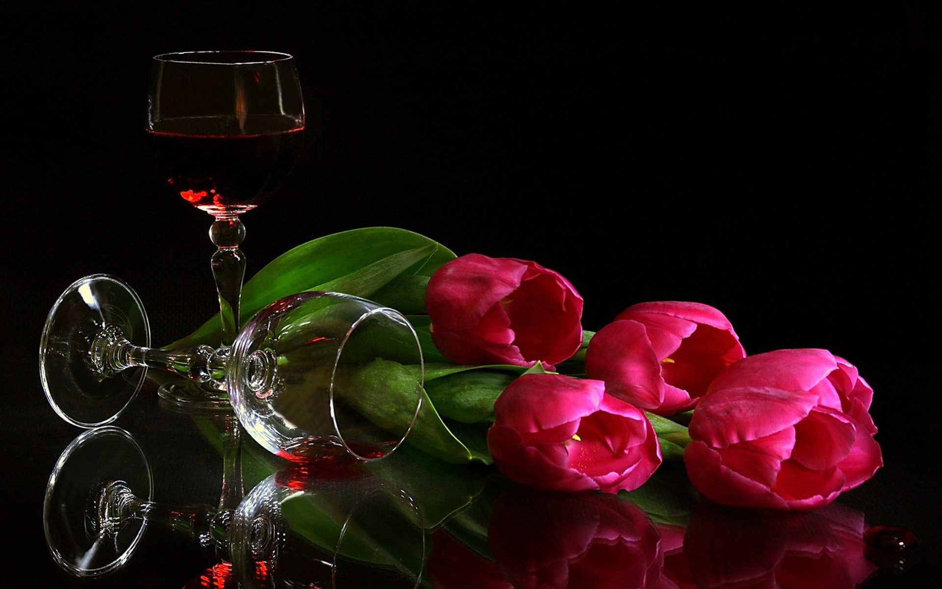 flowers wine glasses still life tulips background black pink tulips glasses reflection evening bouquet