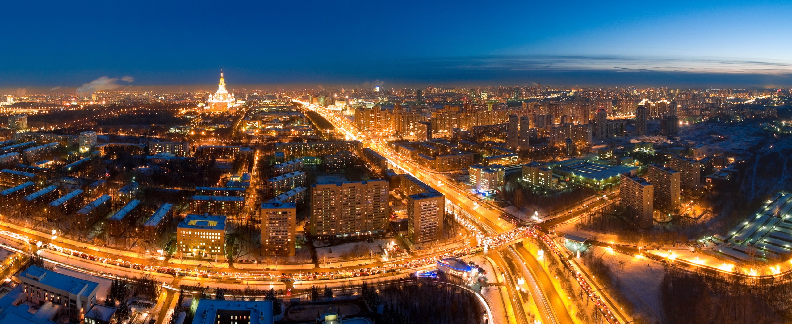 moscow night lights road