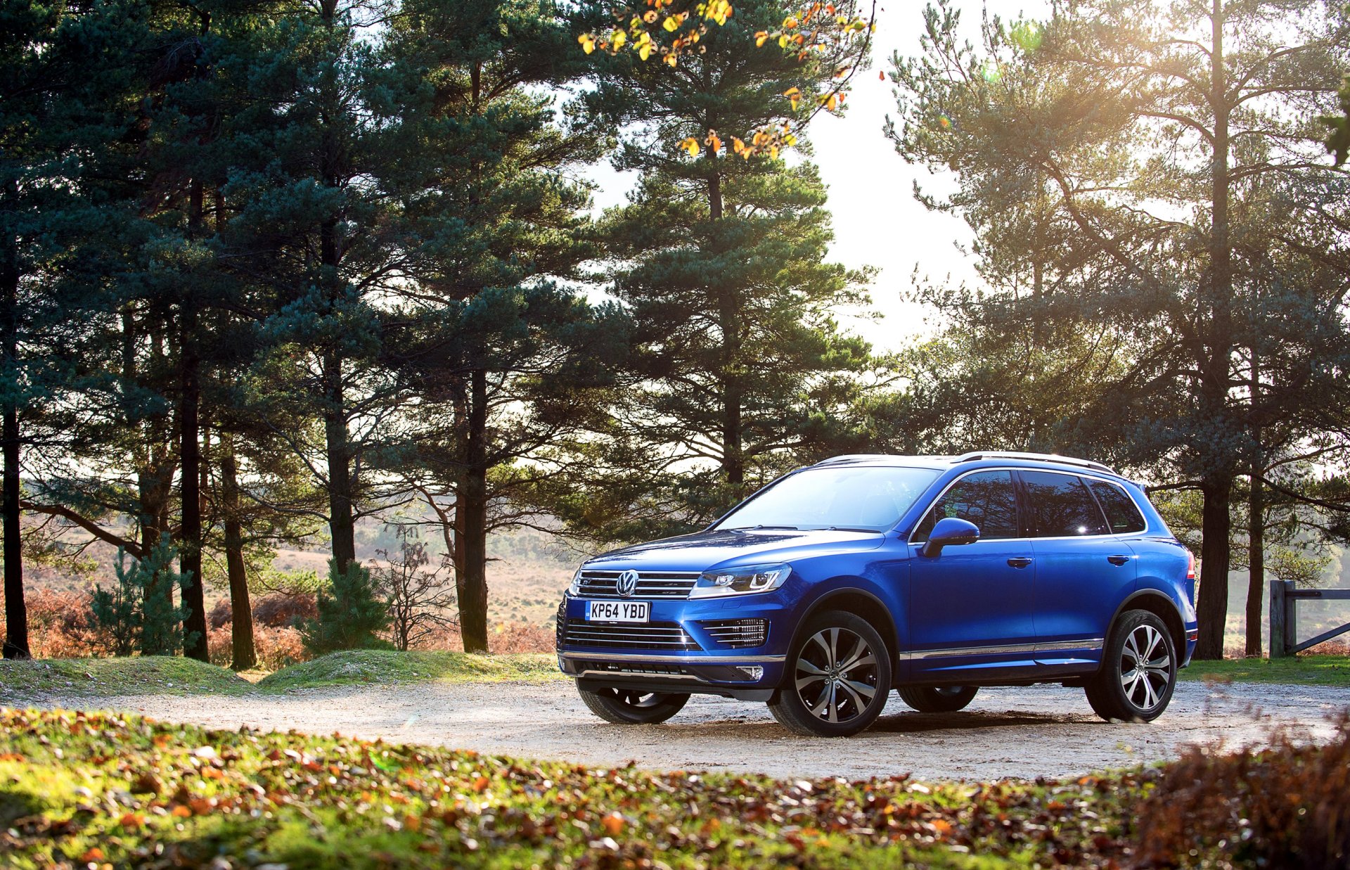 volkswagen 2014 touareg r-line bleu voiture photo