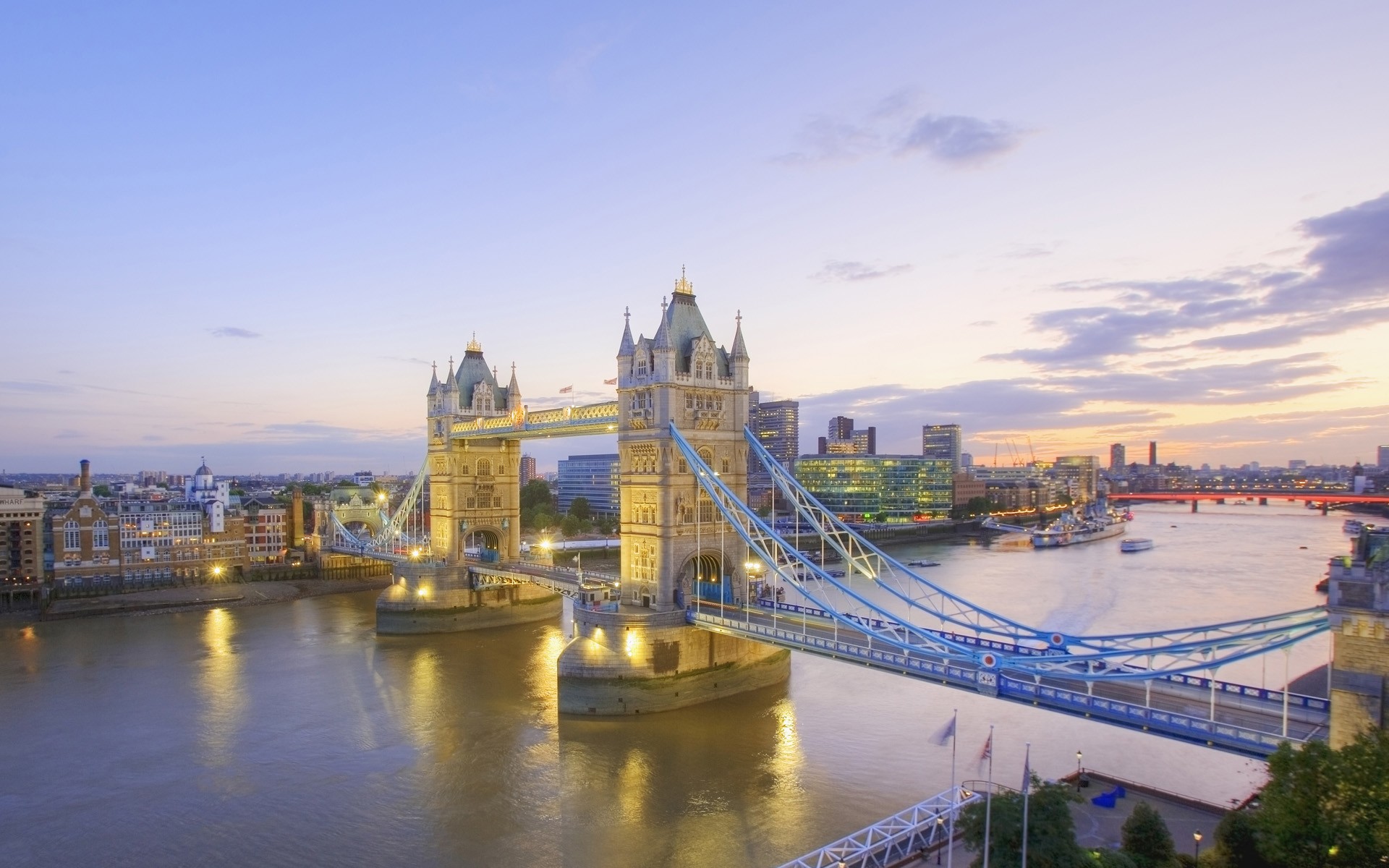 fiume tamigi tower bridge londra inghilterra