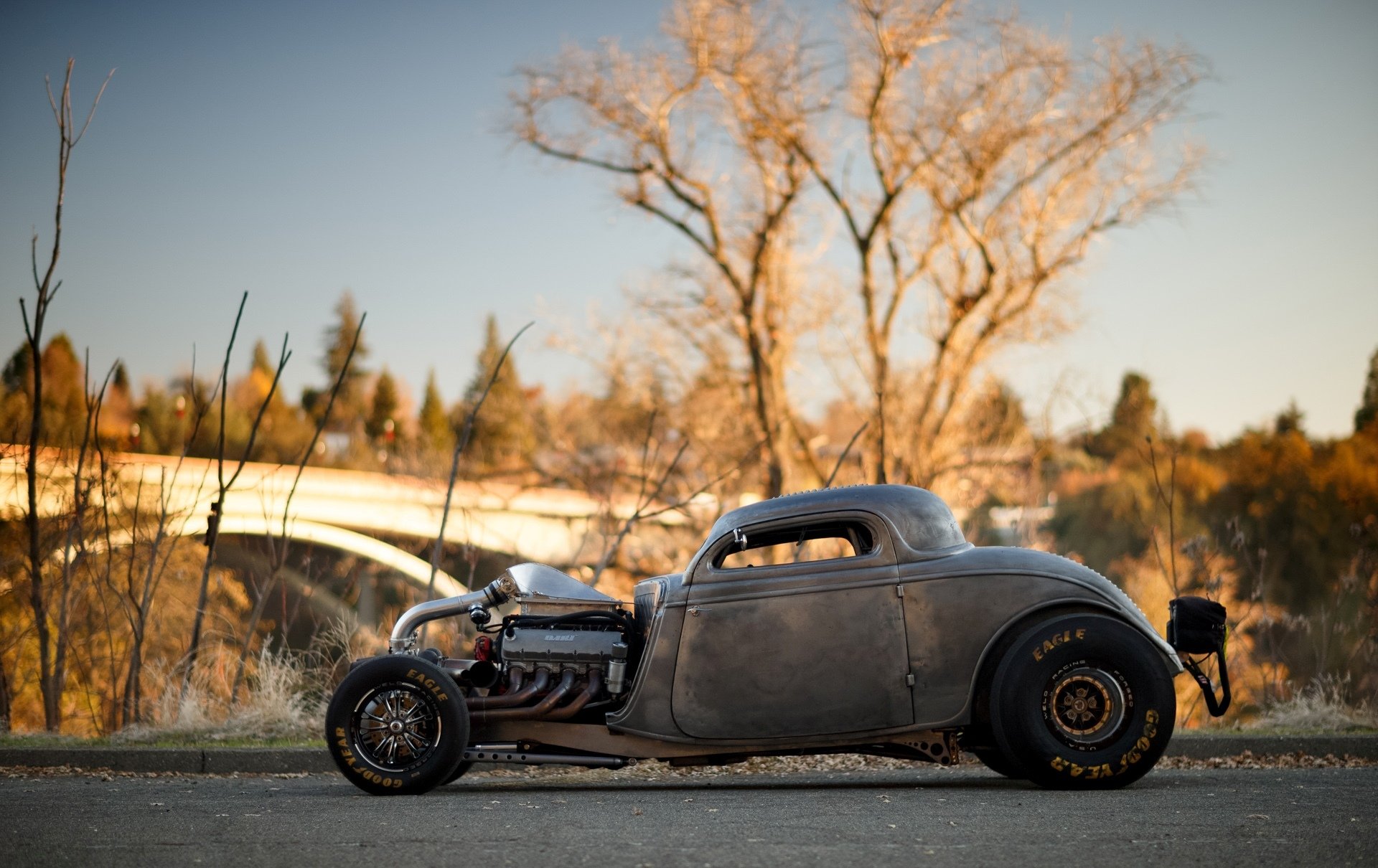 ford coupé 1934 twin turbo bloque grande v8 hot rod arrastre de coches vista lateral