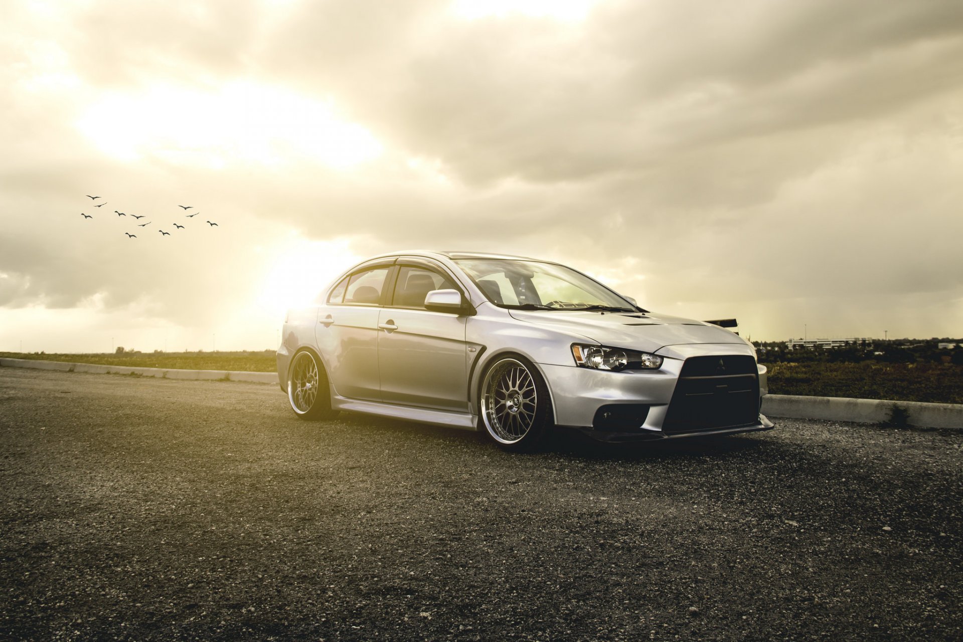 mitsubishi lancer x lancer 10 evolution silvery