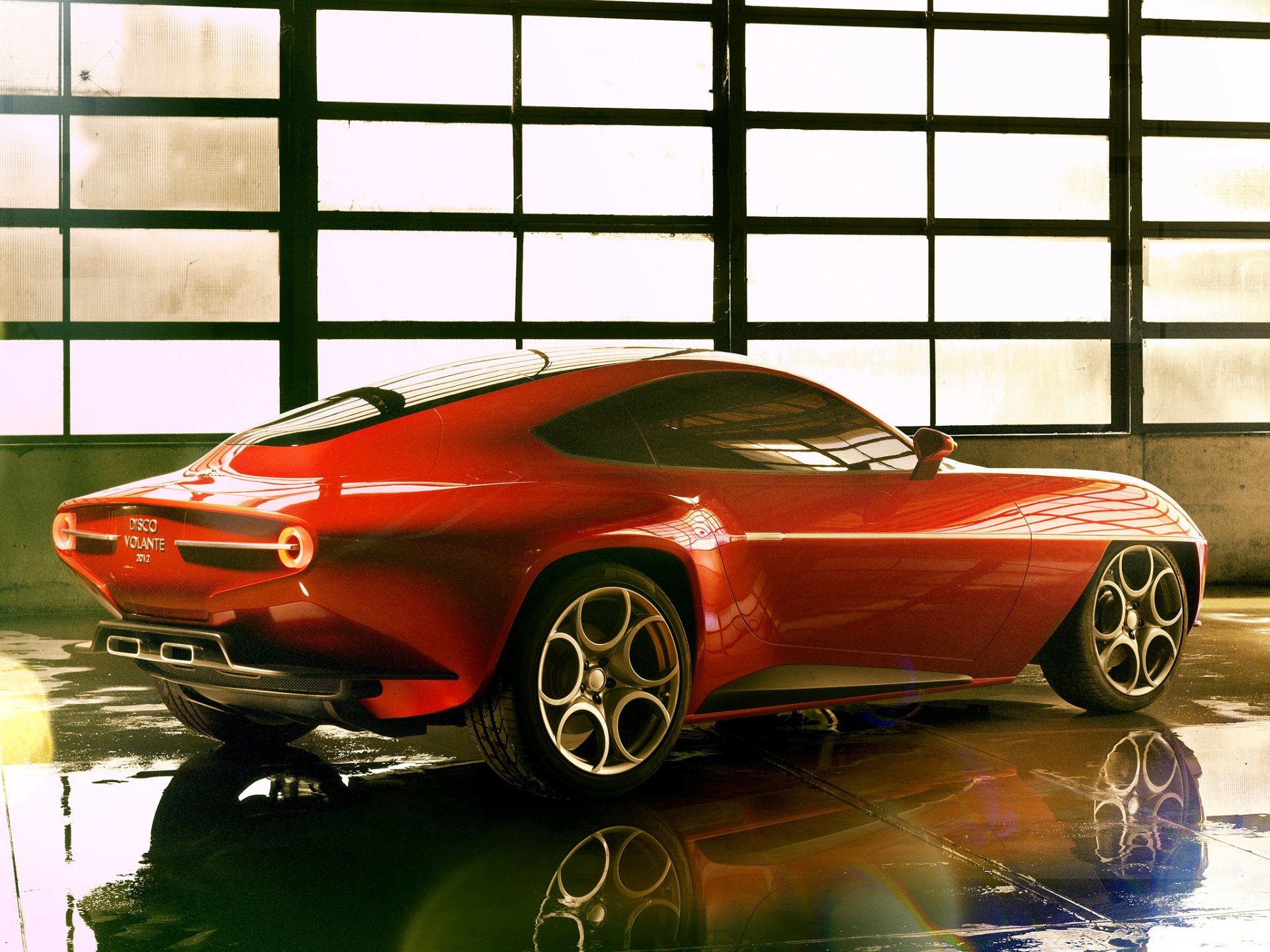 tourisme superleggera disco volante concept voiture beau rouge