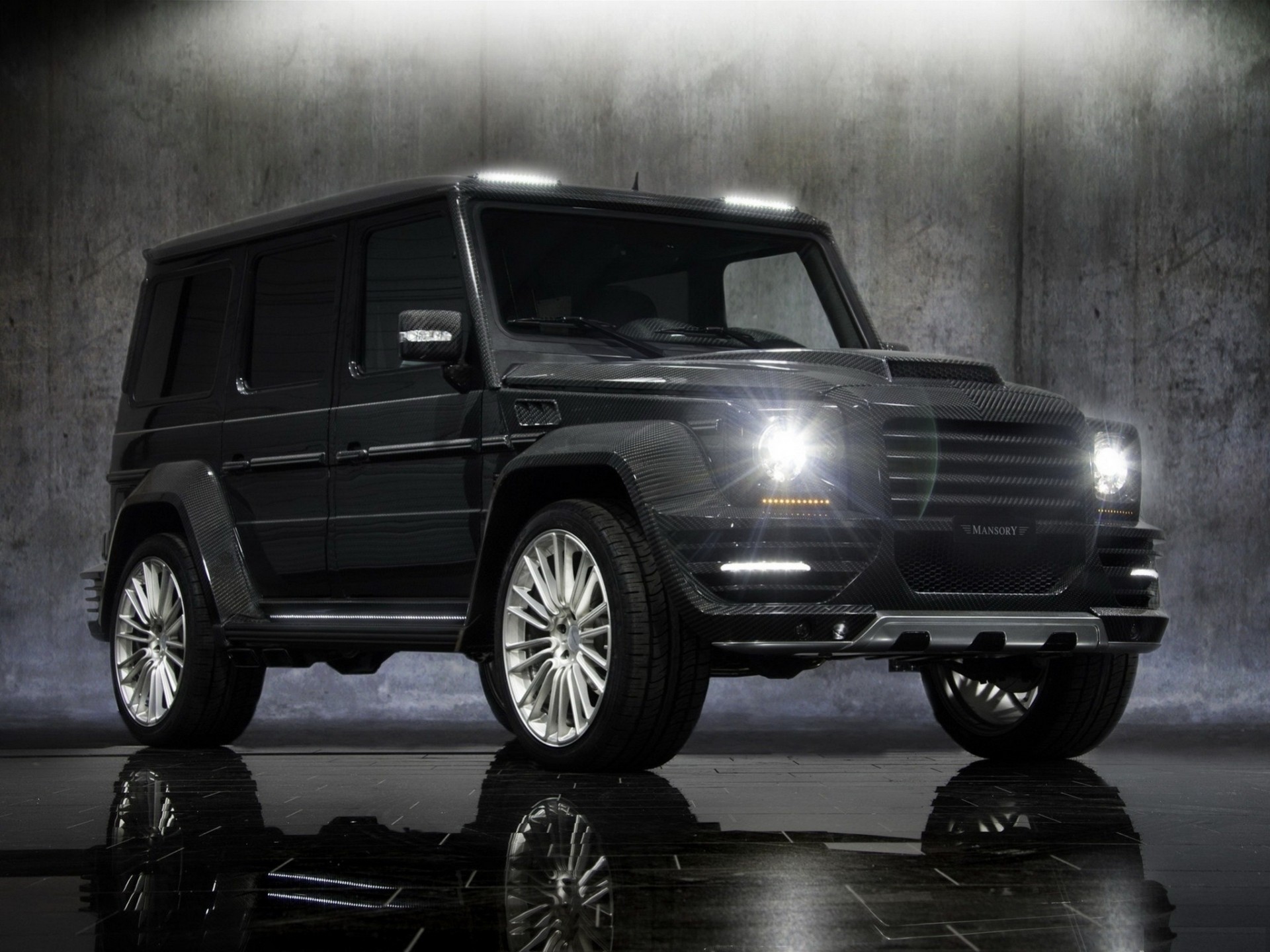 beaucoup de carbone gelendwagen mercedes-benz mansory