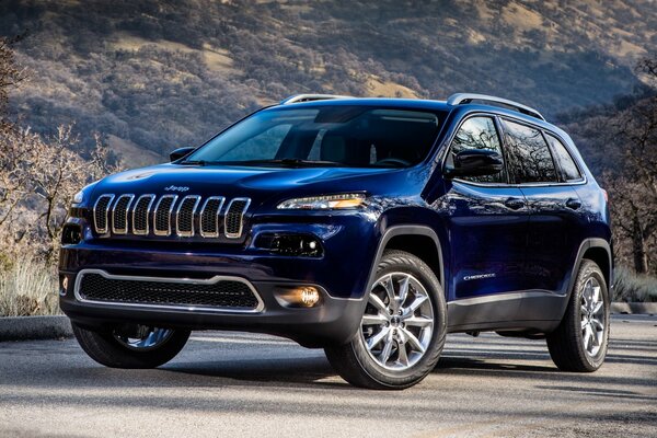 Jeep Cherokee-supremazia delle cime delle montagne