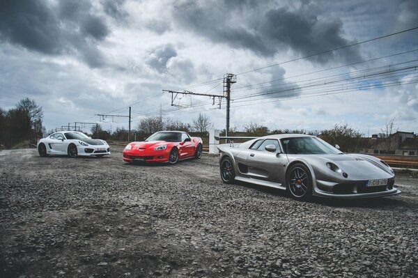 Supercar nobile Corvette porsche cayman s M12 gto3 zr1