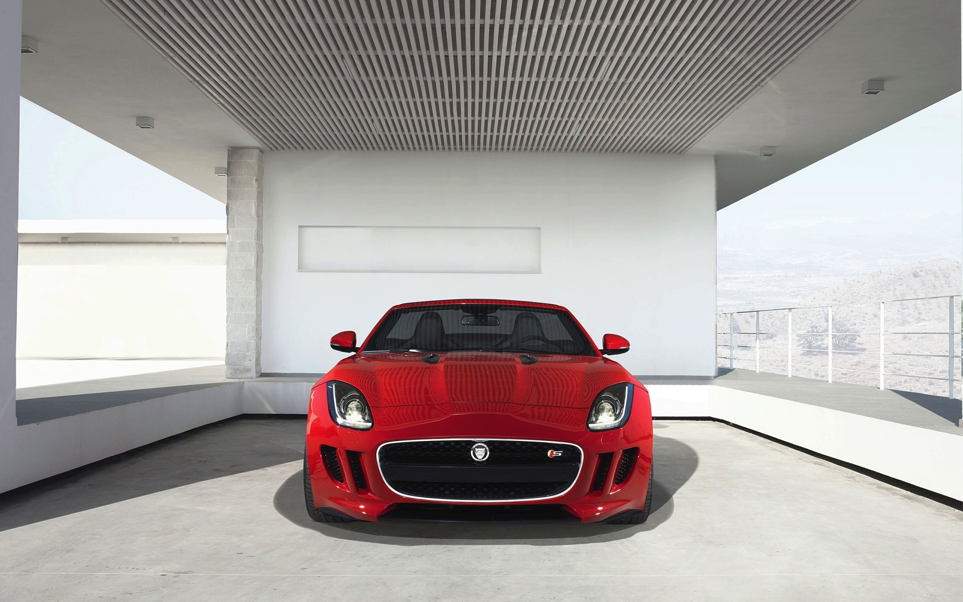 jaguar f-type rosso anteriore fari jaguar cappuccio