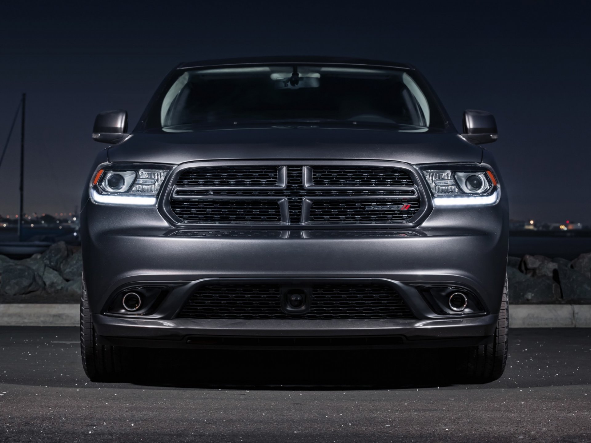 schivare r / t anteriore auto dodge