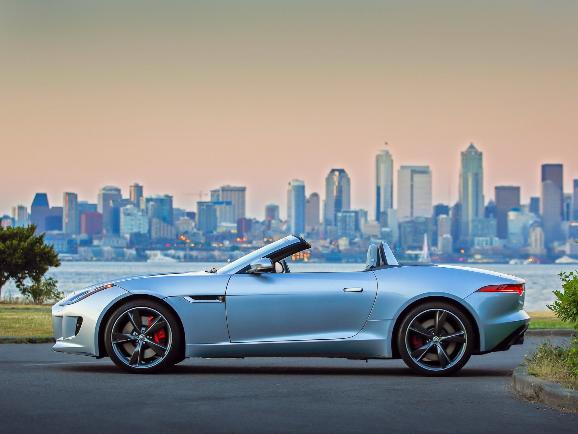 jaguar f-type s город пейзаж