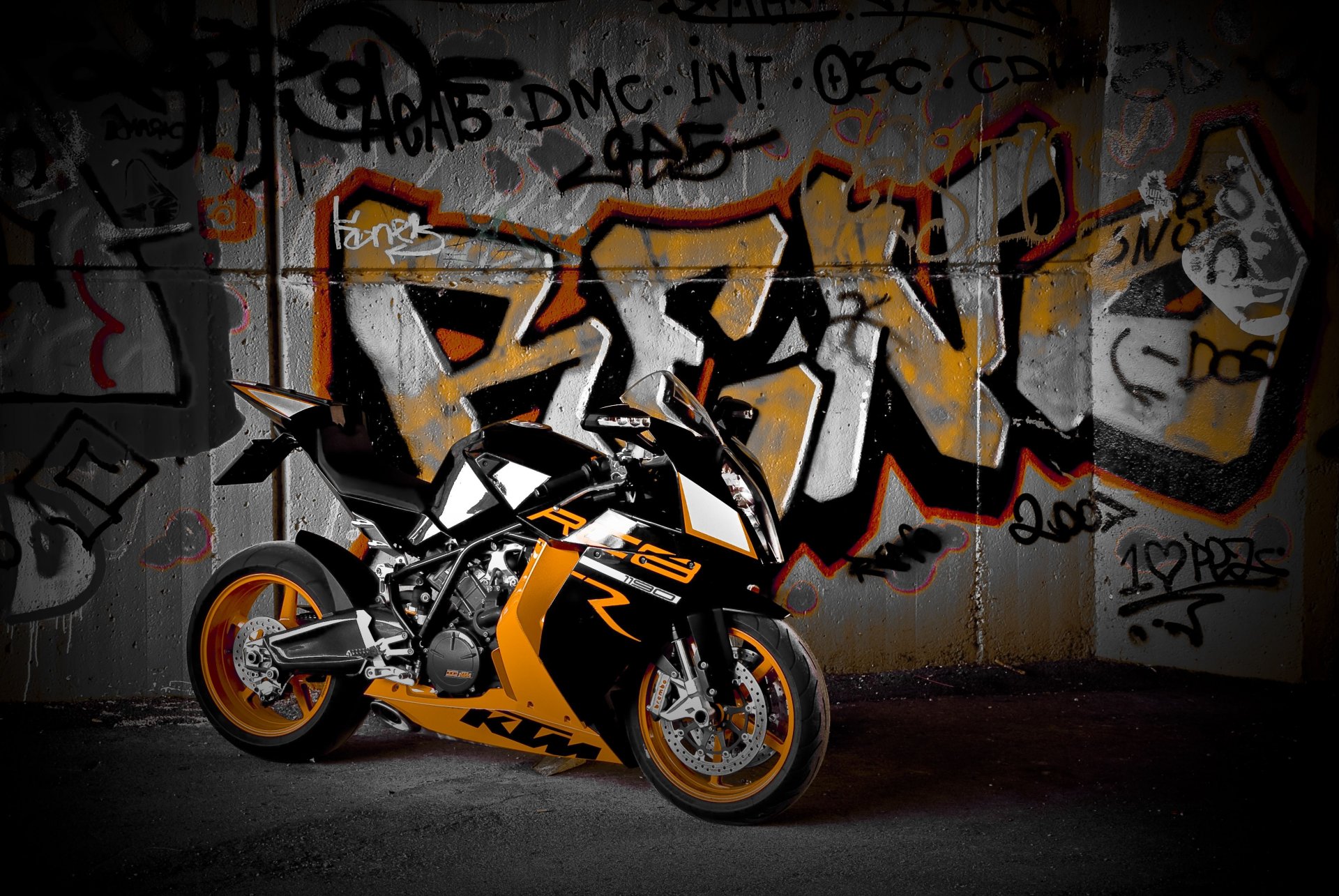 ktm rc8 r schwarz fahrrad supersport motorrad supersport wand graphitti