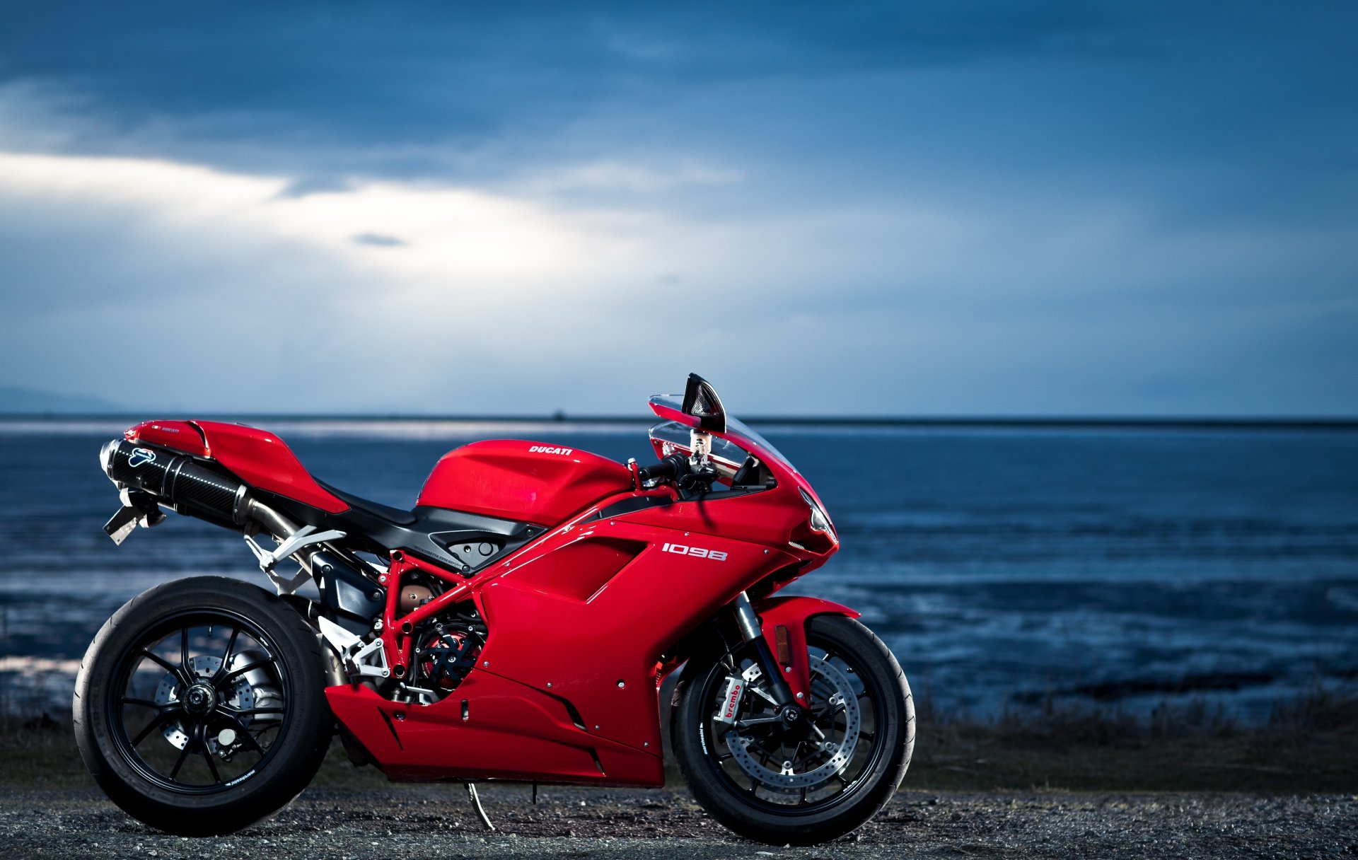 ducati one thousand ninety-eight red ducati red profile sky clouds ocean