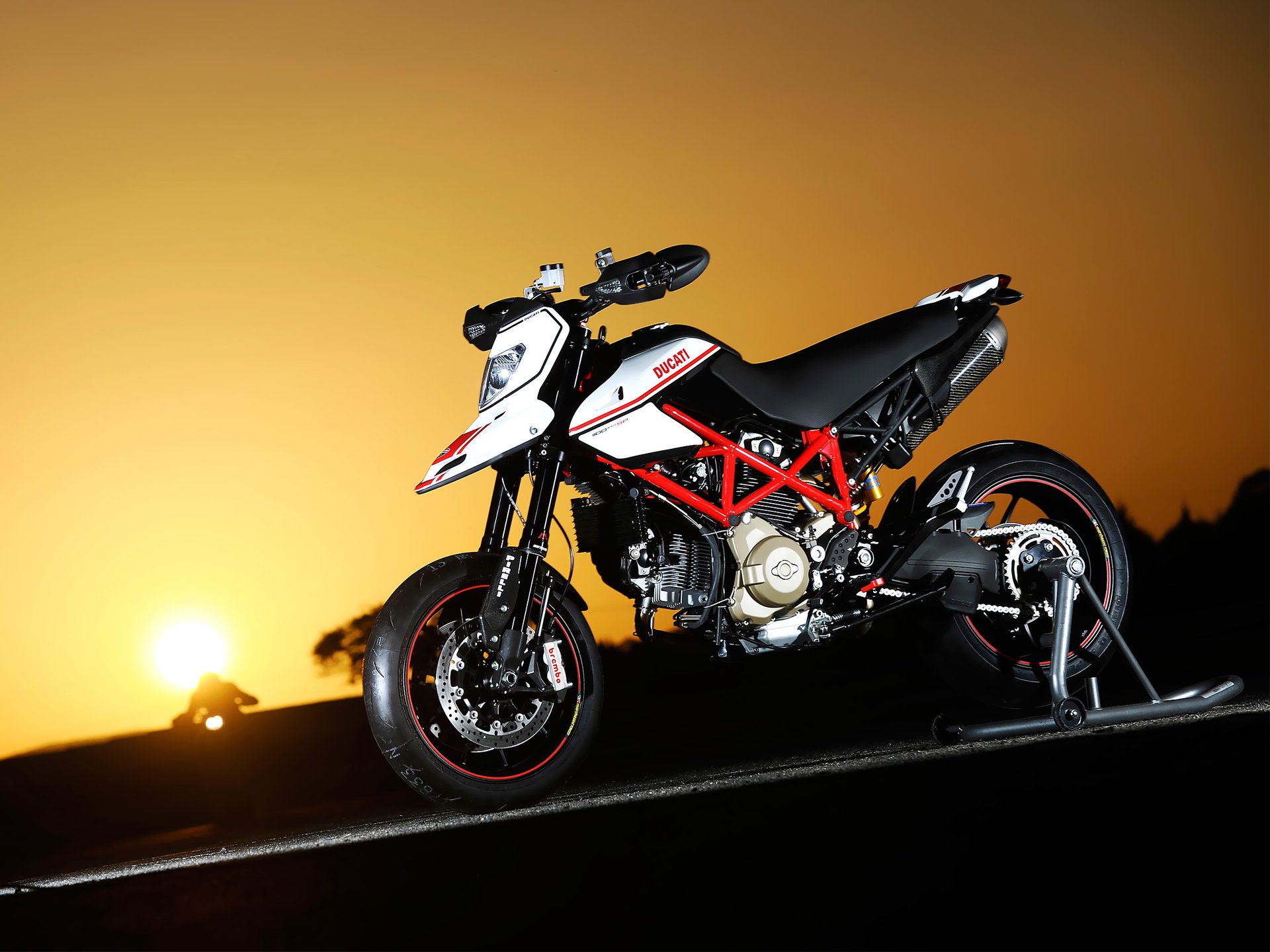 ducati hypermotard evo 1000 sp ducati ducati italia diseño techno motocicleta moto motobike bicicleta hi-tech supermoto supermoto mototransporte