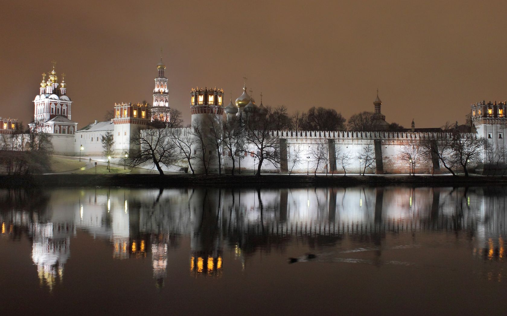 novodevichy monastero sera