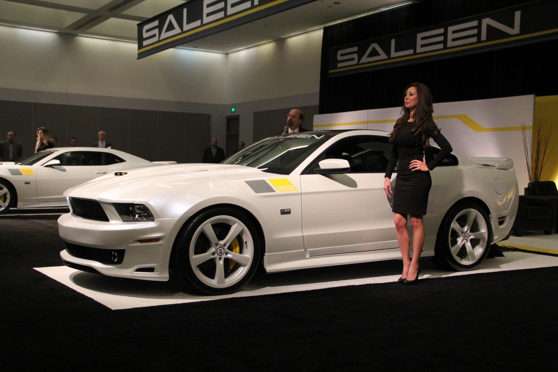 mustang blanc 2014 ford