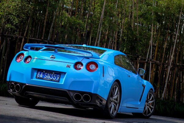 Are the fastest Nissan cars really