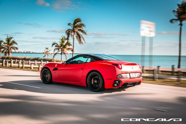 Rosso opaco Ferrari California