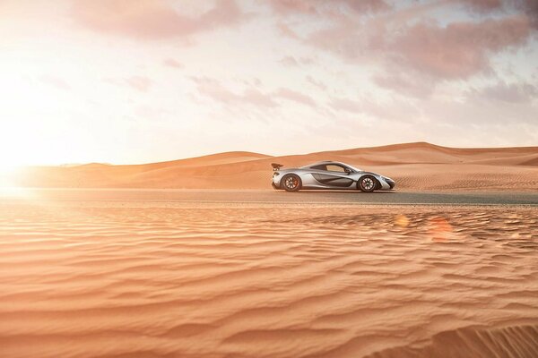 A supercar in the desert looks very picturesque