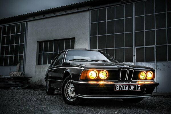 Classic bmw635i in black